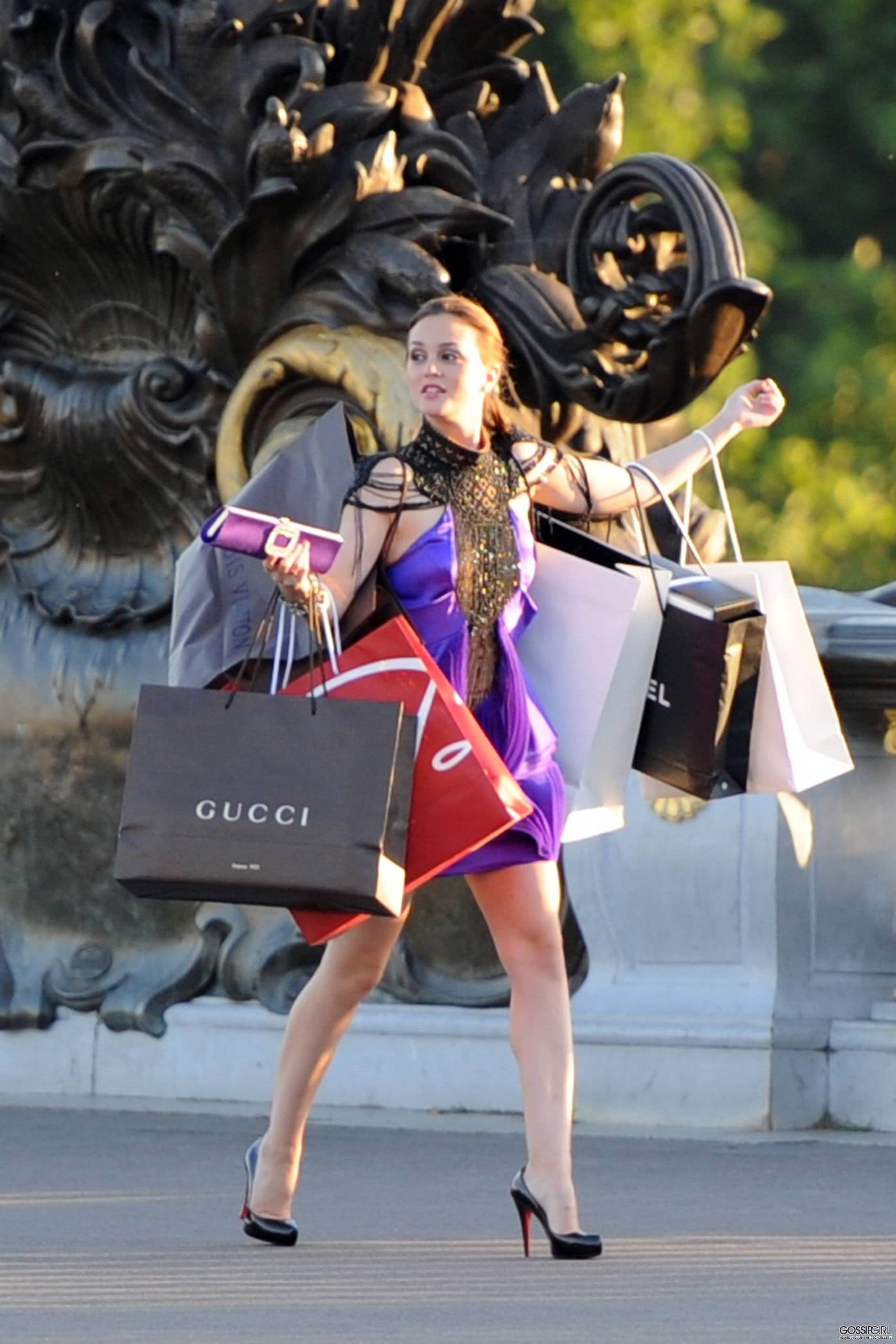 blair waldorf shopping